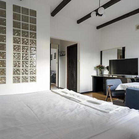 Gosciniec Exclusive Apartment Warsaw Ngoại thất bức ảnh