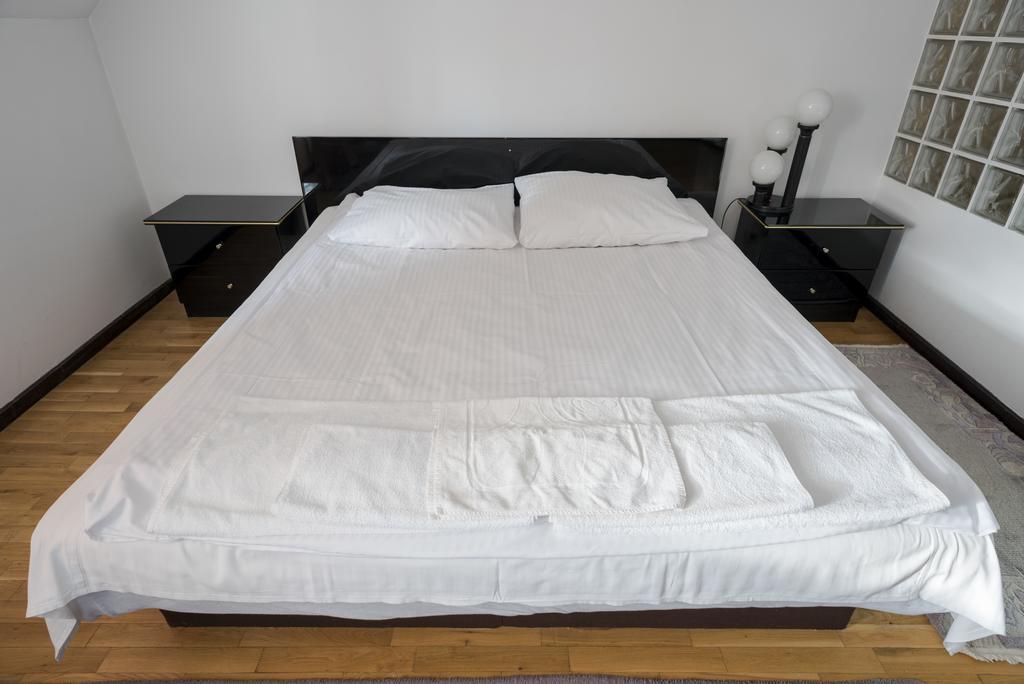 Gosciniec Exclusive Apartment Warsaw Ngoại thất bức ảnh
