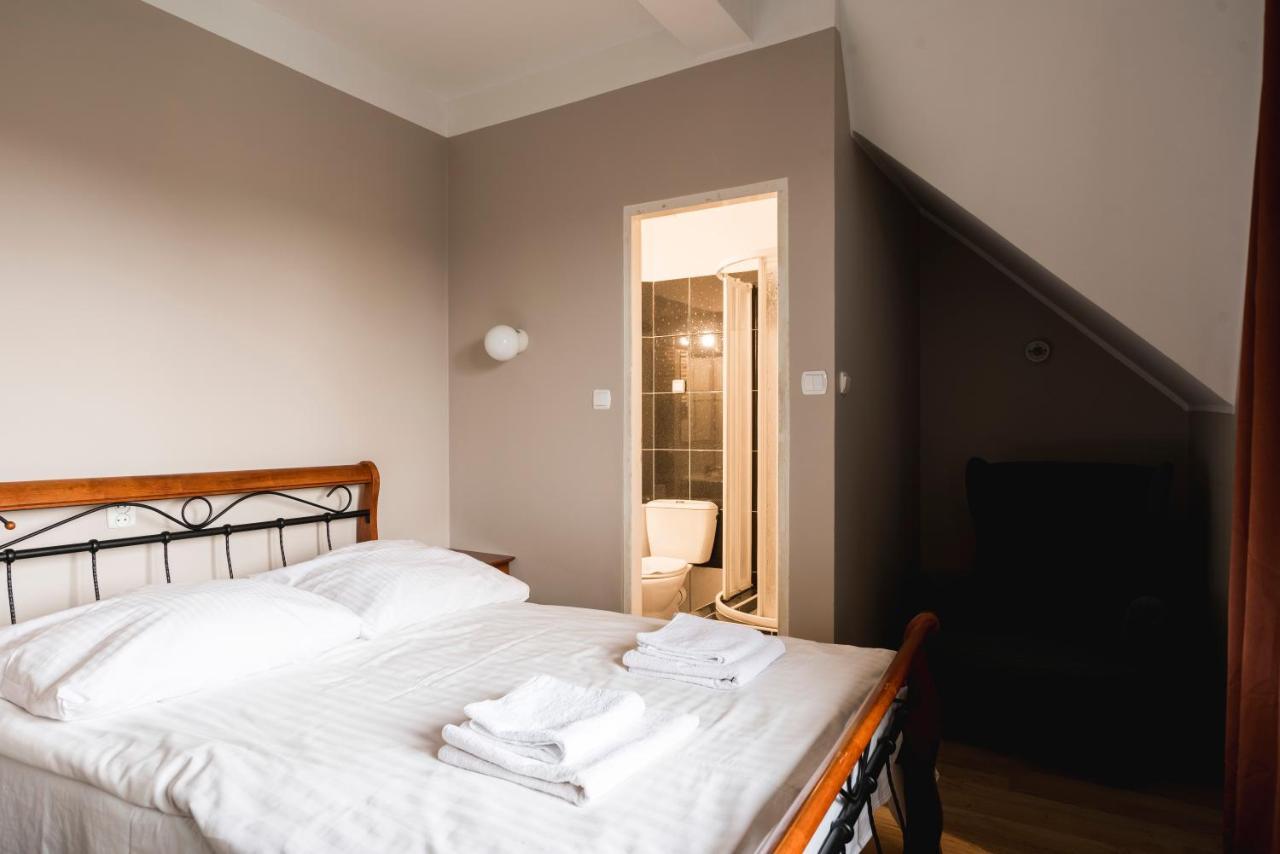 Gosciniec Exclusive Apartment Warsaw Ngoại thất bức ảnh